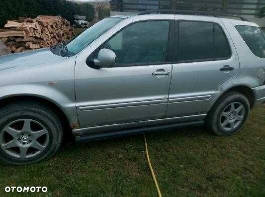 Mercedes-Benz ML - 1
