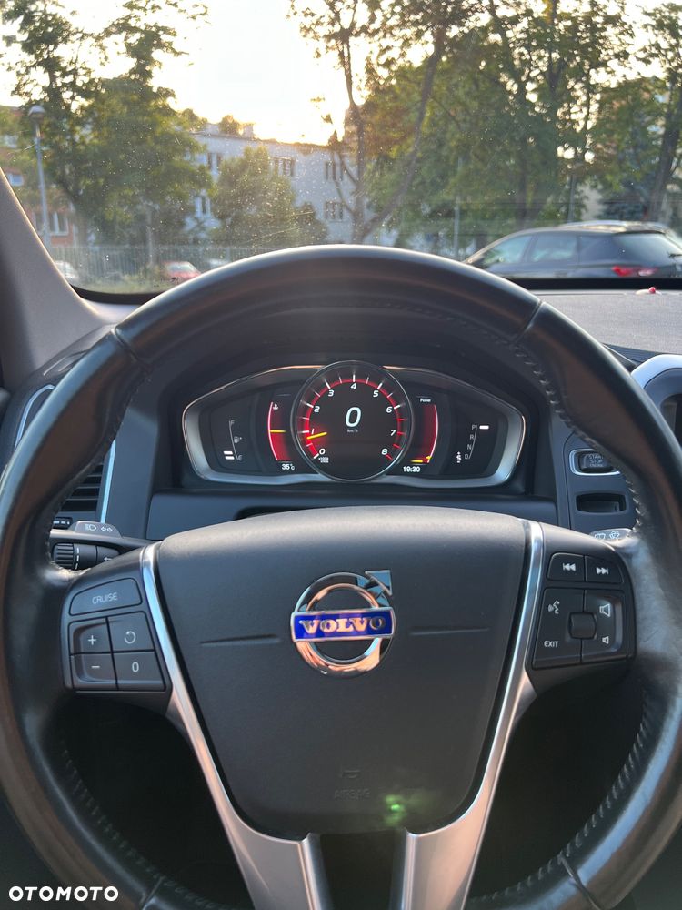 Volvo XC 60 - 12
