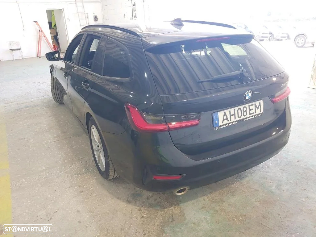 BMW 320 e Touring Corporate Edition Auto - 2