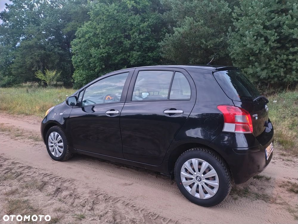 Toyota Yaris 1.33 Luna - 9