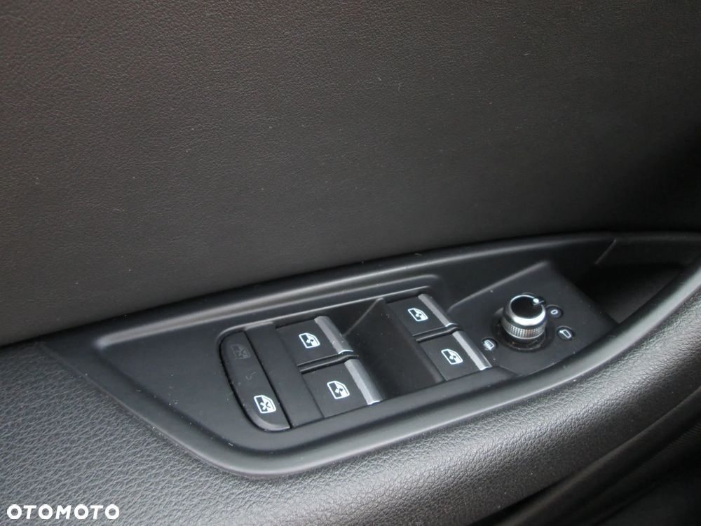 Audi A4 Avant 2.0 TDI S tronic - 22