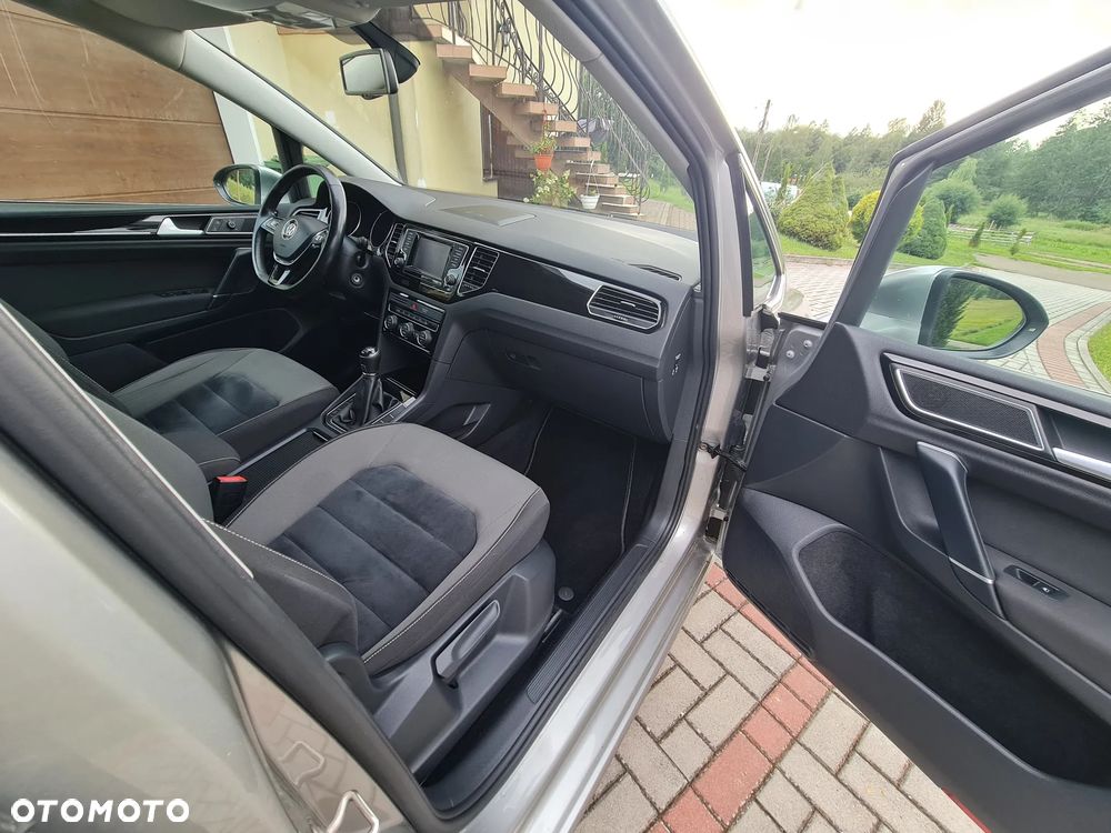 Volkswagen Golf Sportsvan 2.0 TDI (BlueMotion Technology) Highline - 18