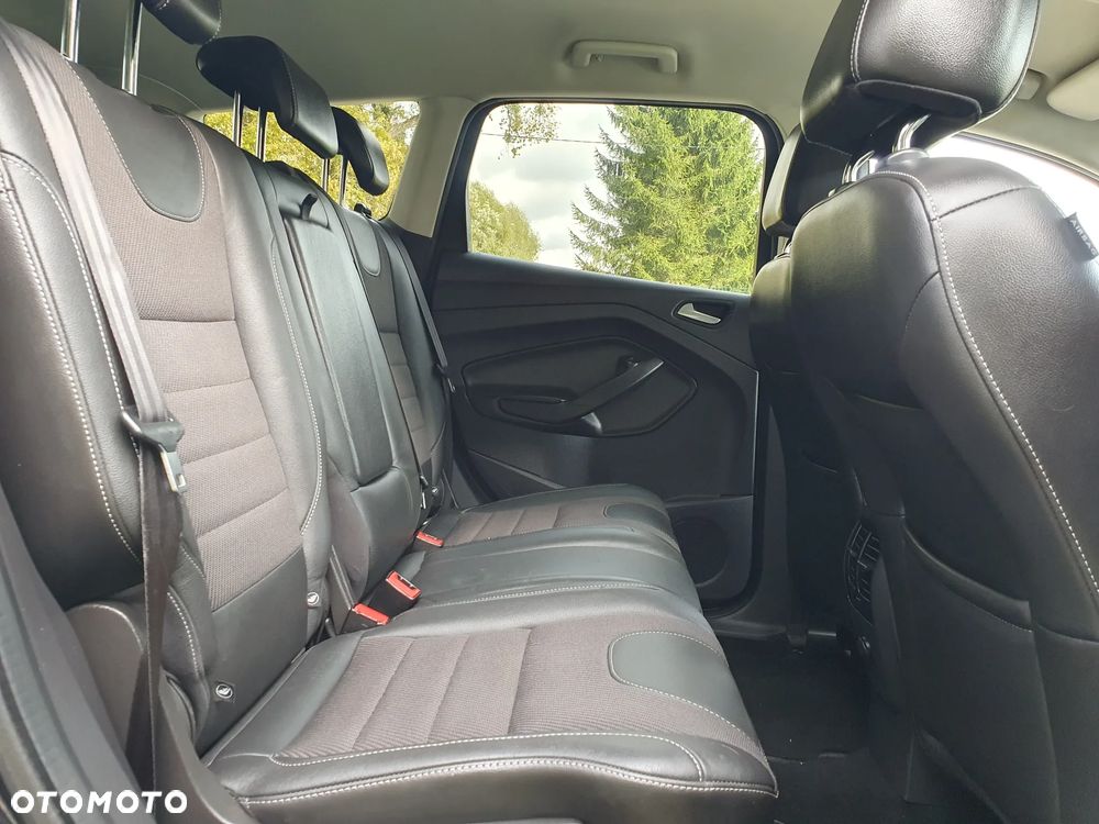 Ford Kuga 2.0 TDCi 4x4 Titanium - 6