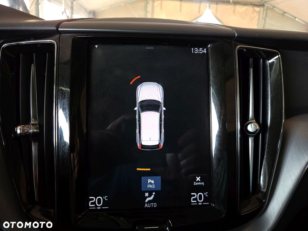 Volvo XC 60 D3 Momentum Pro - 15