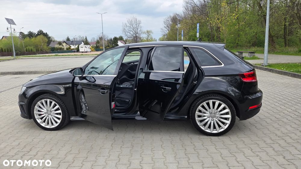 Audi A3 Sportback - 18