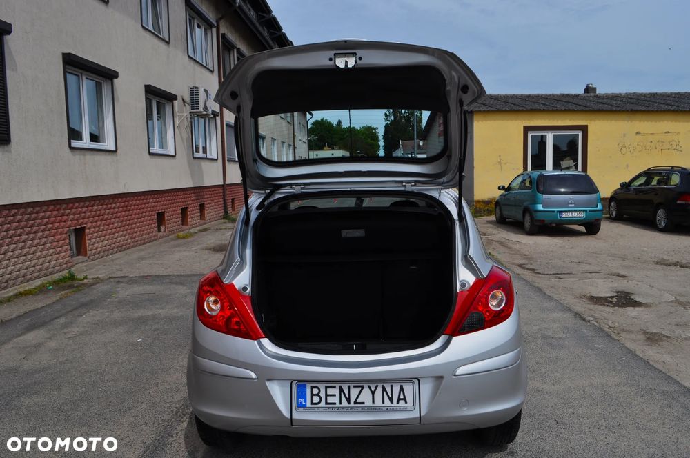 Opel Corsa 1.2 16V Essentia EasyTronic - 8
