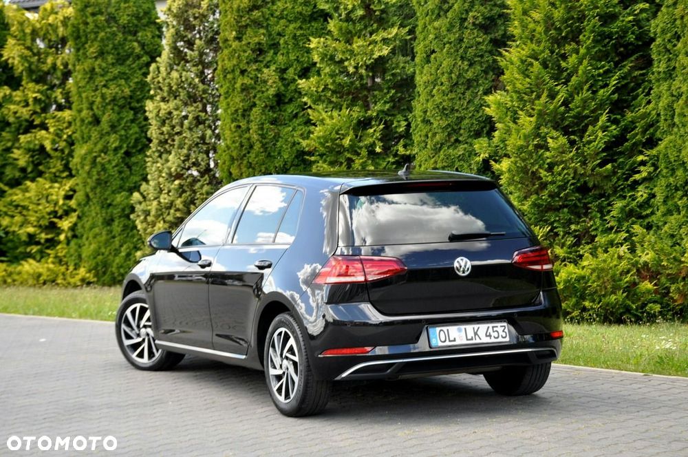 Volkswagen Golf - 14