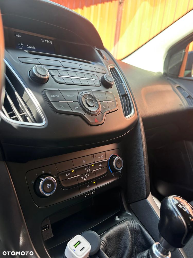 Ford Focus 1.5 EcoBoost Trend ASS - 3