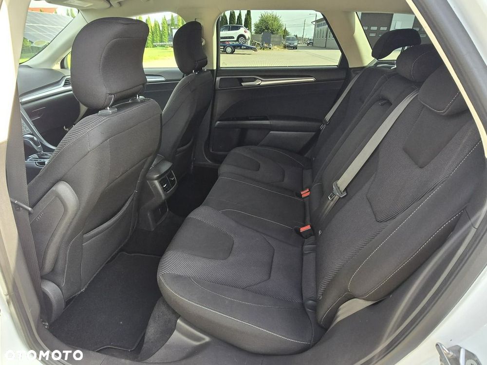 Ford Mondeo - 21