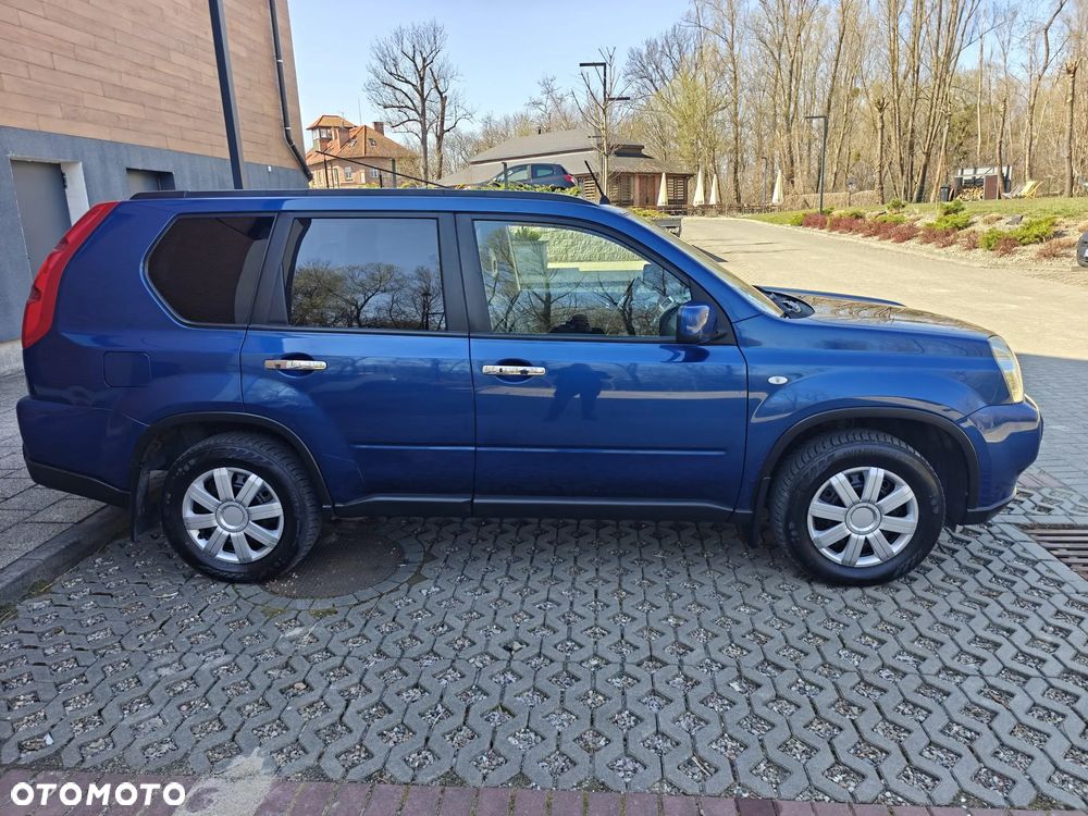 Nissan X-Trail 2.0 dCi 4x4 DPF Platinum - 10