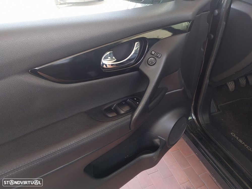 Nissan Qashqai 1.5 dCi Tekna - 4