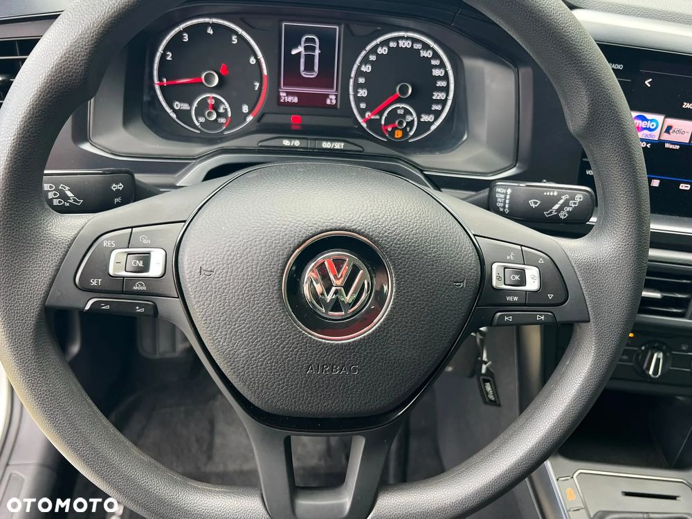 Volkswagen Polo 1.0 ACTIVE - 27