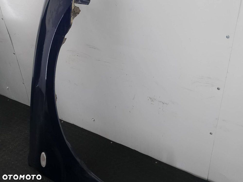 BŁOTNIK PRAWY PRZÓD MAZDA 3 SEDAN - 4