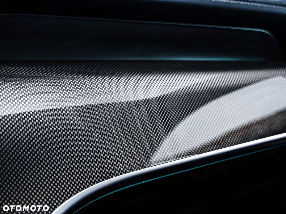 Mercedes-Benz GLC - 13