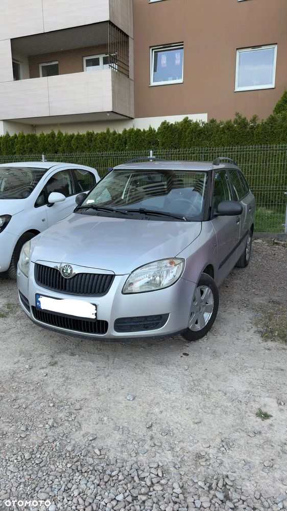 Skoda Fabia - 8
