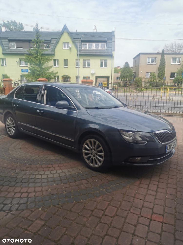 Skoda Superb 2.0 TDI Green tec 4x4 Ambition - 3