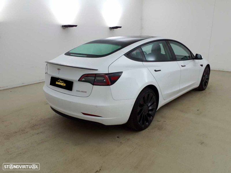 Tesla Model 3 Long Range AWD Dual Motor Performance - 4