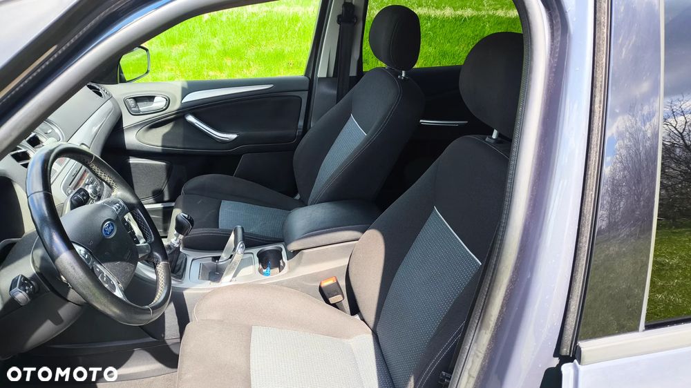 Ford S-Max 2.0 TDCi DPF Trend - 13