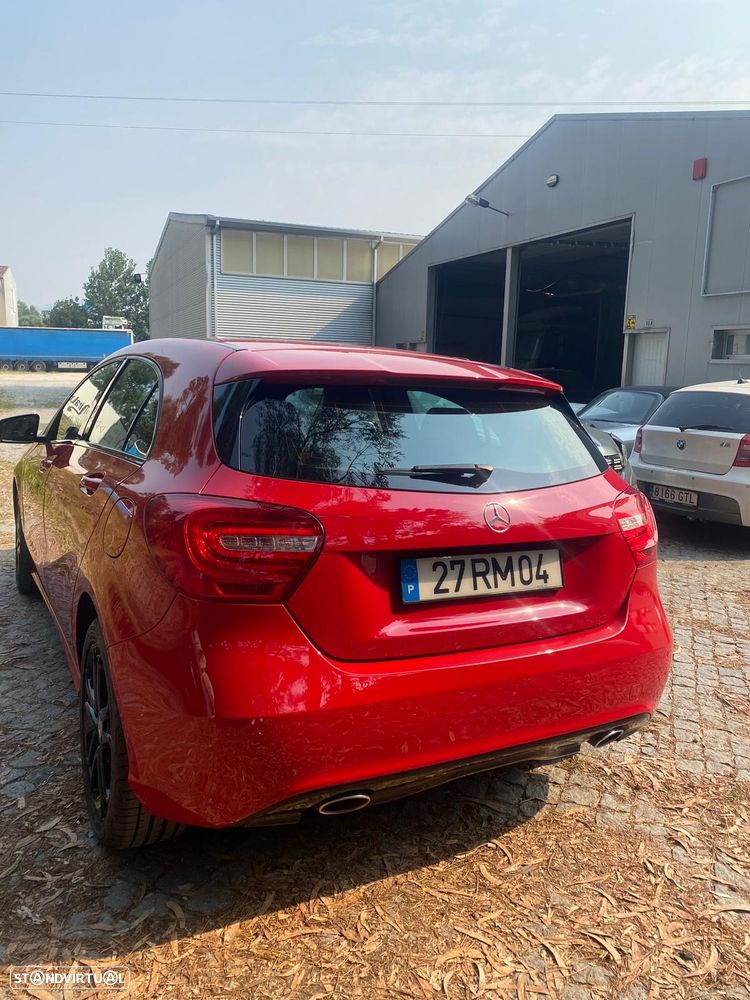 Mercedes-Benz A 180 CDI (BlueEFFICIENCY) Urban - 2