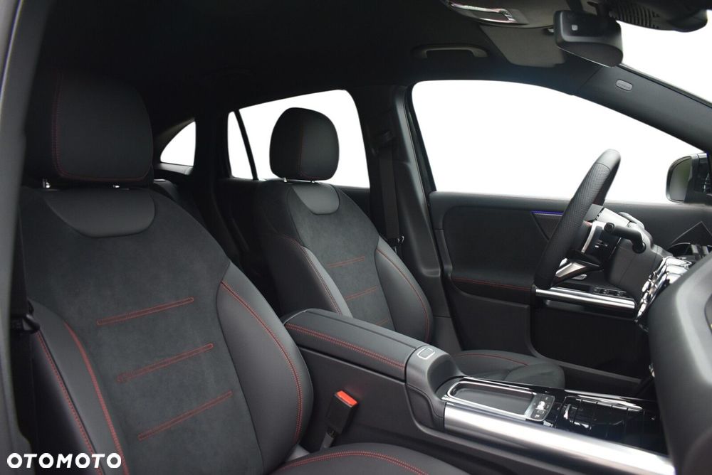 Mercedes-Benz GLA 200 d AMG Line 8G-DCT - 9