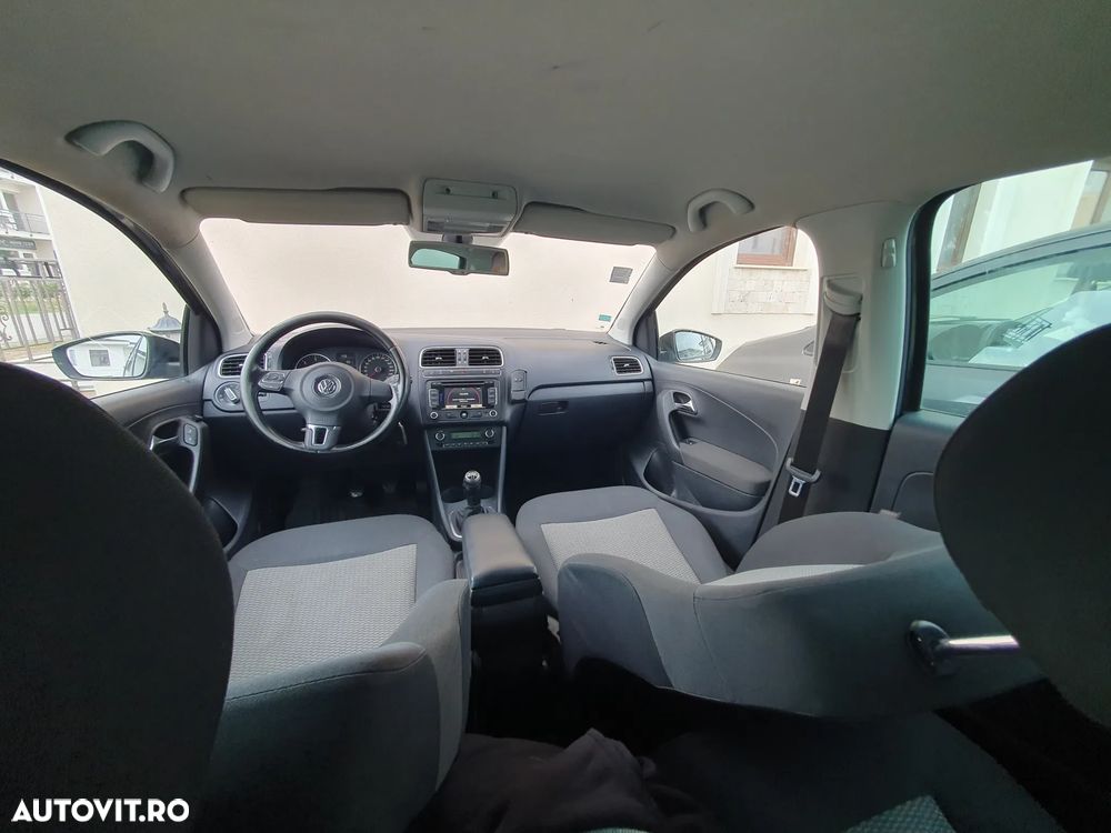 Volkswagen Polo - 8