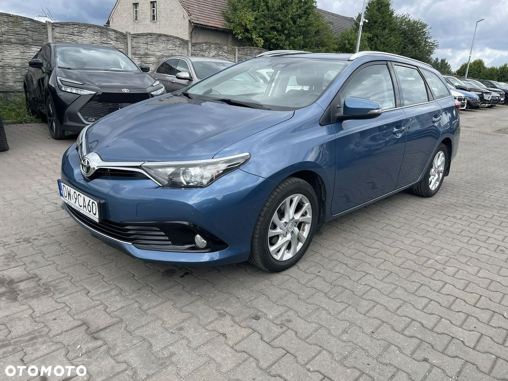 Toyota Auris 1.6 Comfort - 2