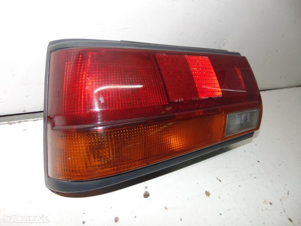 Nissan bluebird farolim - 2