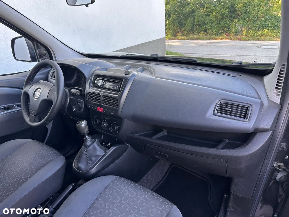 Fiat Doblo 1.4 16V Lounge - 24