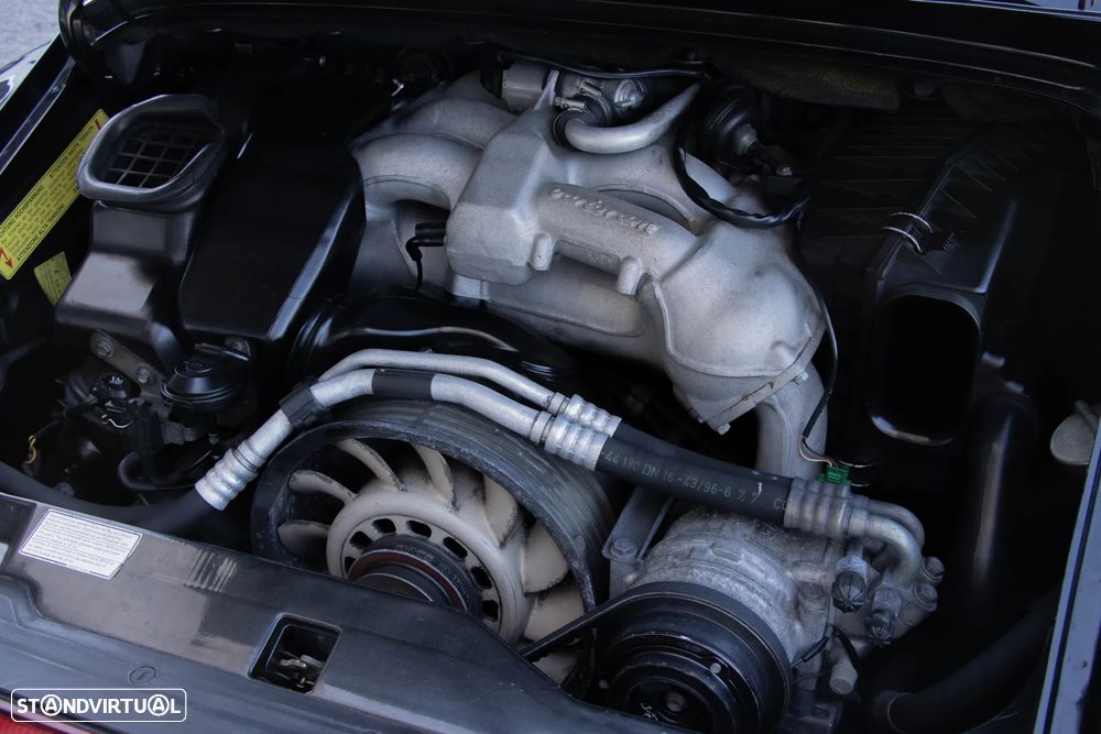 Porsche 911 (993) - 37