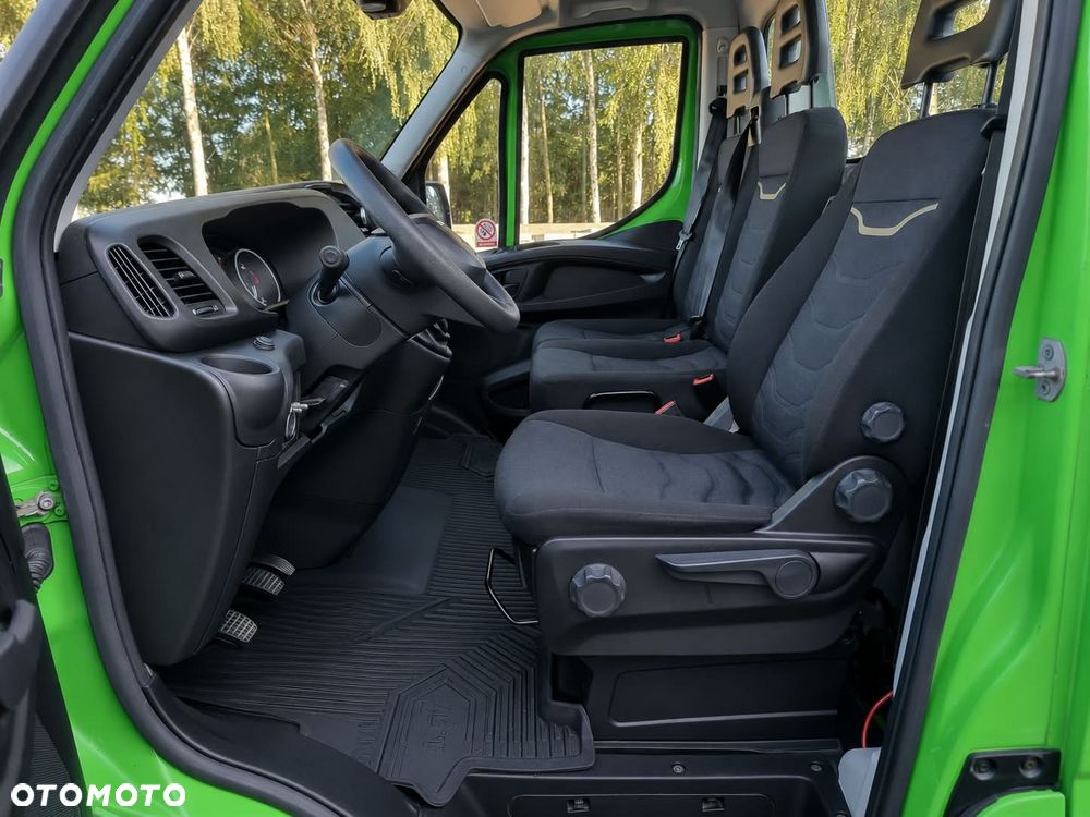 Iveco Daily Autolaweta Laweta Wciągarka Poduszki Najazd 490cm Ładowność 1600 Hak 3500kg - 9