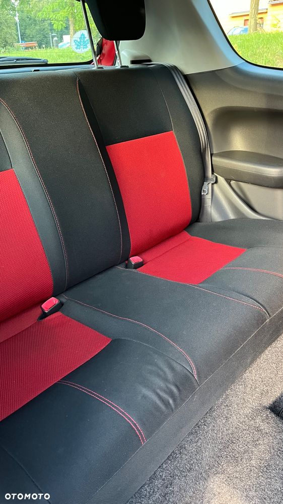 Suzuki Swift 1.6 Sport - 22