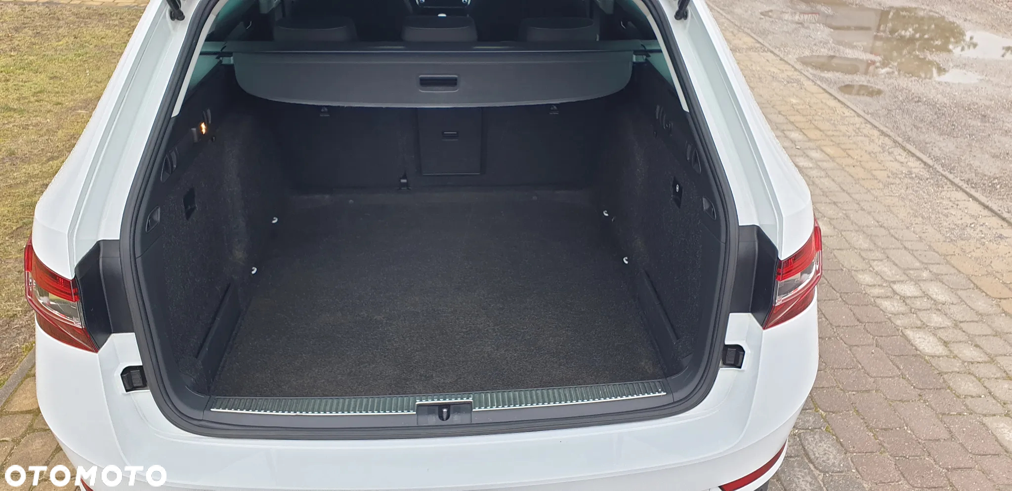 Skoda Superb 1.6 TDI Ambition Greenline - 6