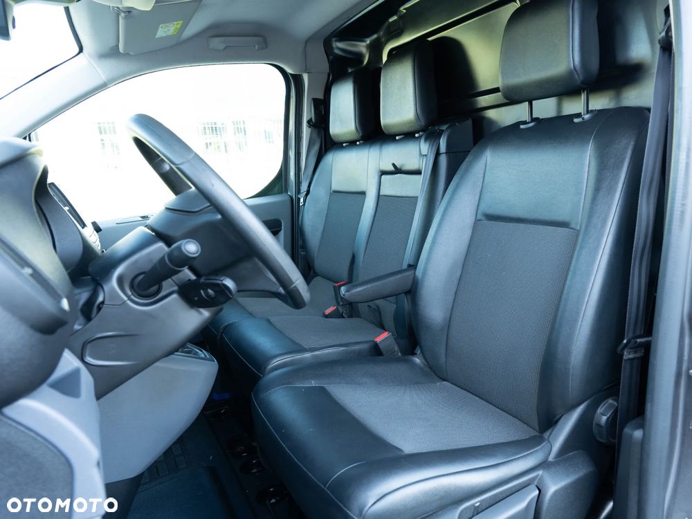 Opel Vivaro - 16