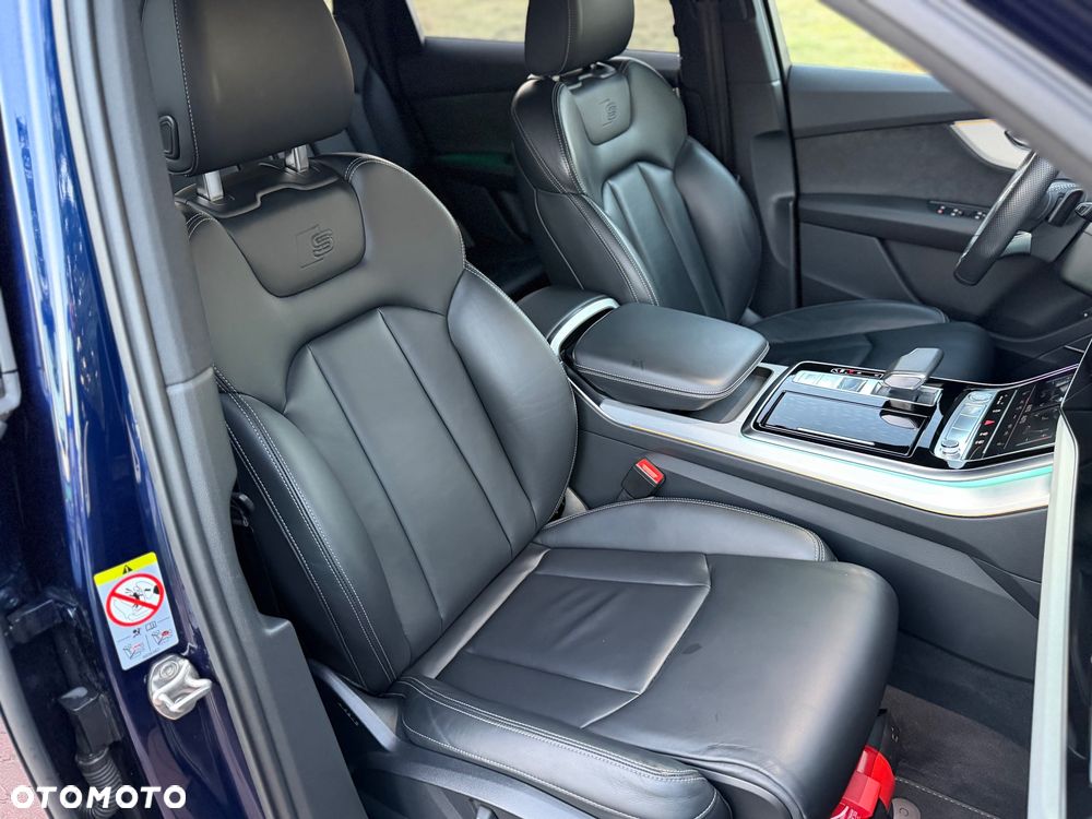 Audi Q7 - 8