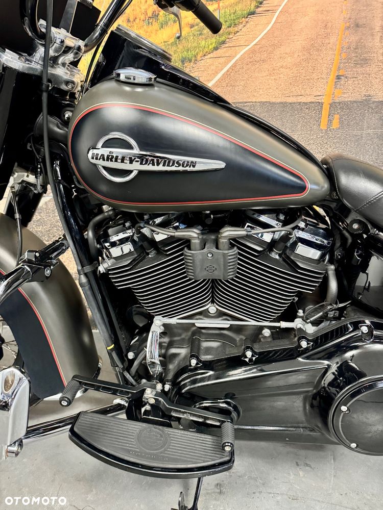 Harley-Davidson Softail Heritage Classic - 10