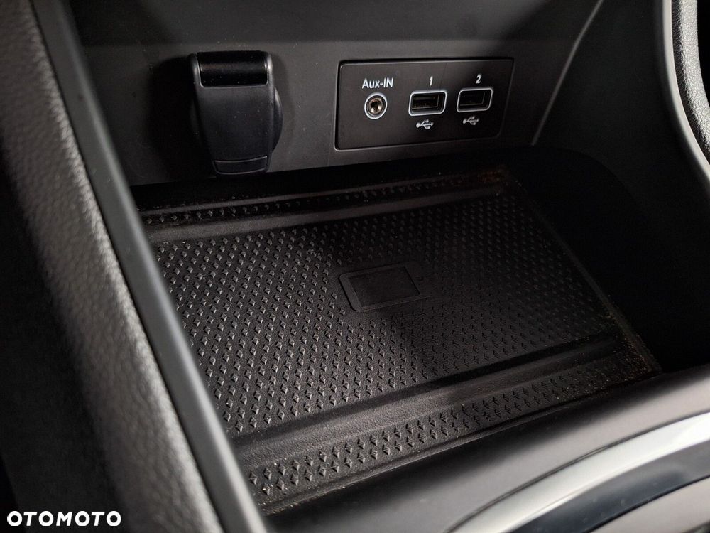 Renault Captur 1.3 TCe mHEV Techno EDC - 28