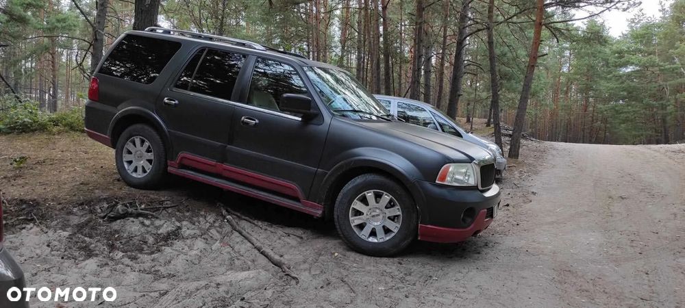 Lincoln Navigator 5.4 - 16
