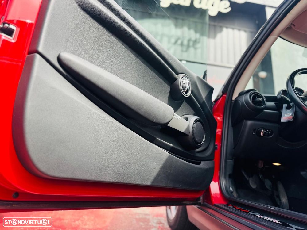 MINI 3 Portas One First - 20