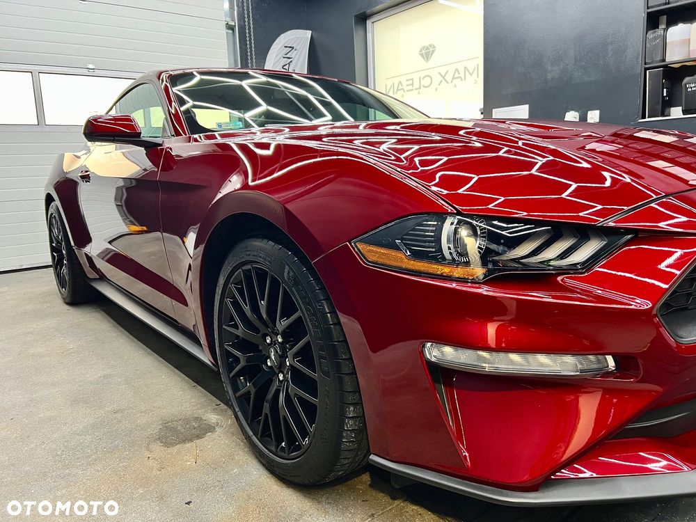 Ford Mustang - 7