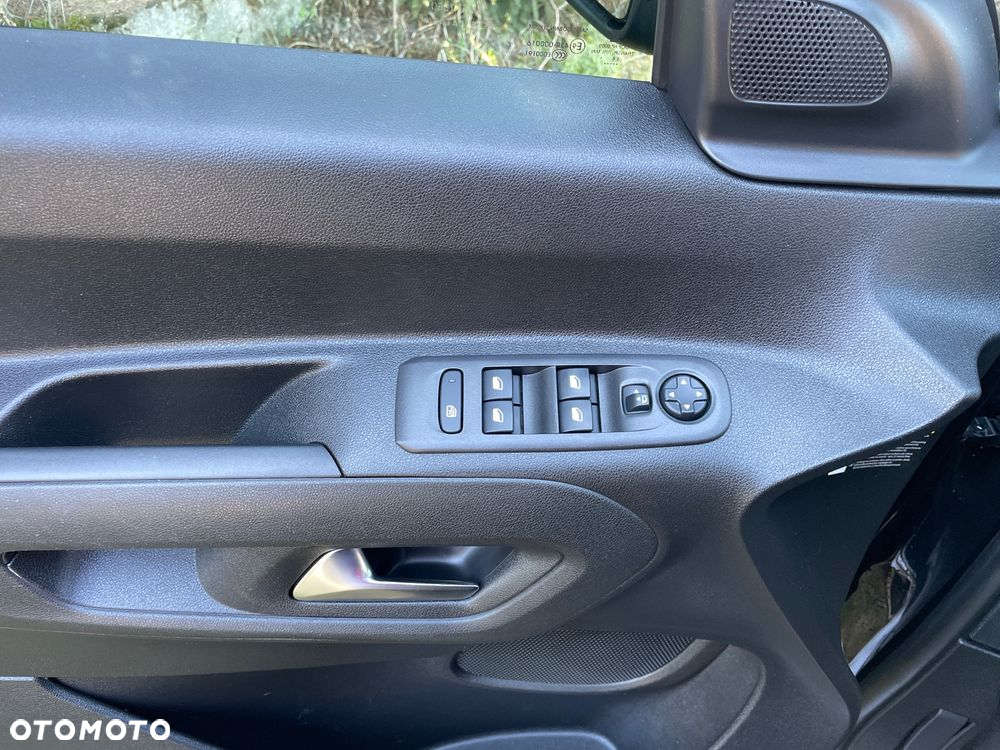 Opel Combo Life 1.2 Turbo Edition Plus S&S N1 - 25