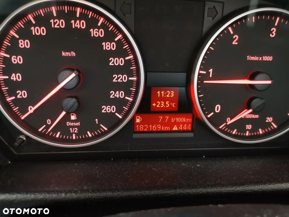 BMW X1 xDrive18d - 5