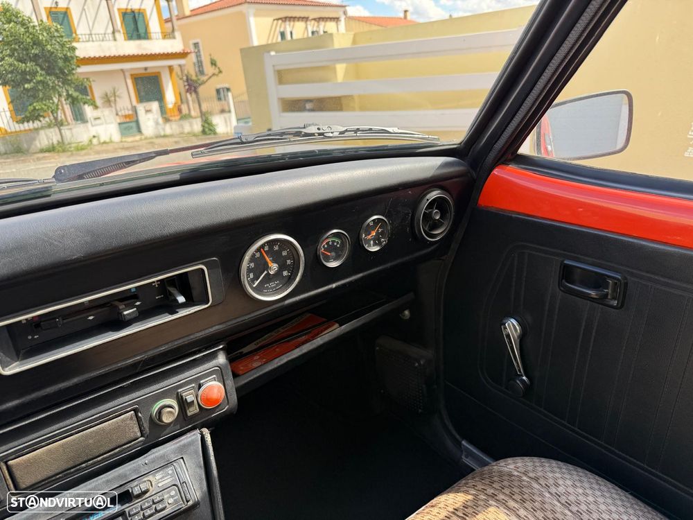 Ford Escort - 16