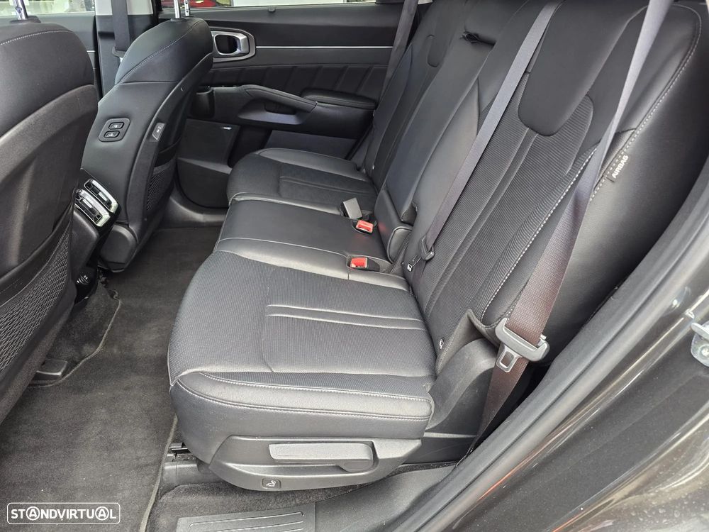 Kia Sorento 1.6 T-GDI HEV Concept+SRF - 19