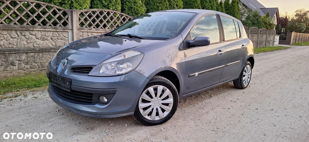 Renault Clio 1.2 16V 75 Dynamique - 1