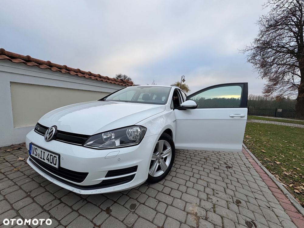 Volkswagen Golf - 24