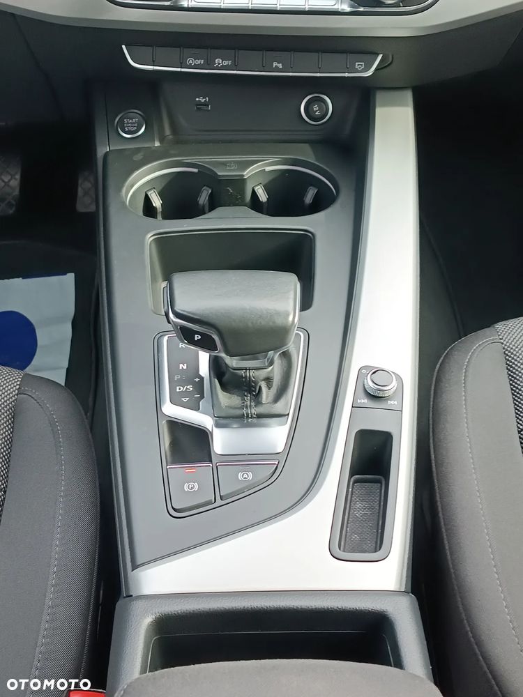 Audi A4 Limousine - 21
