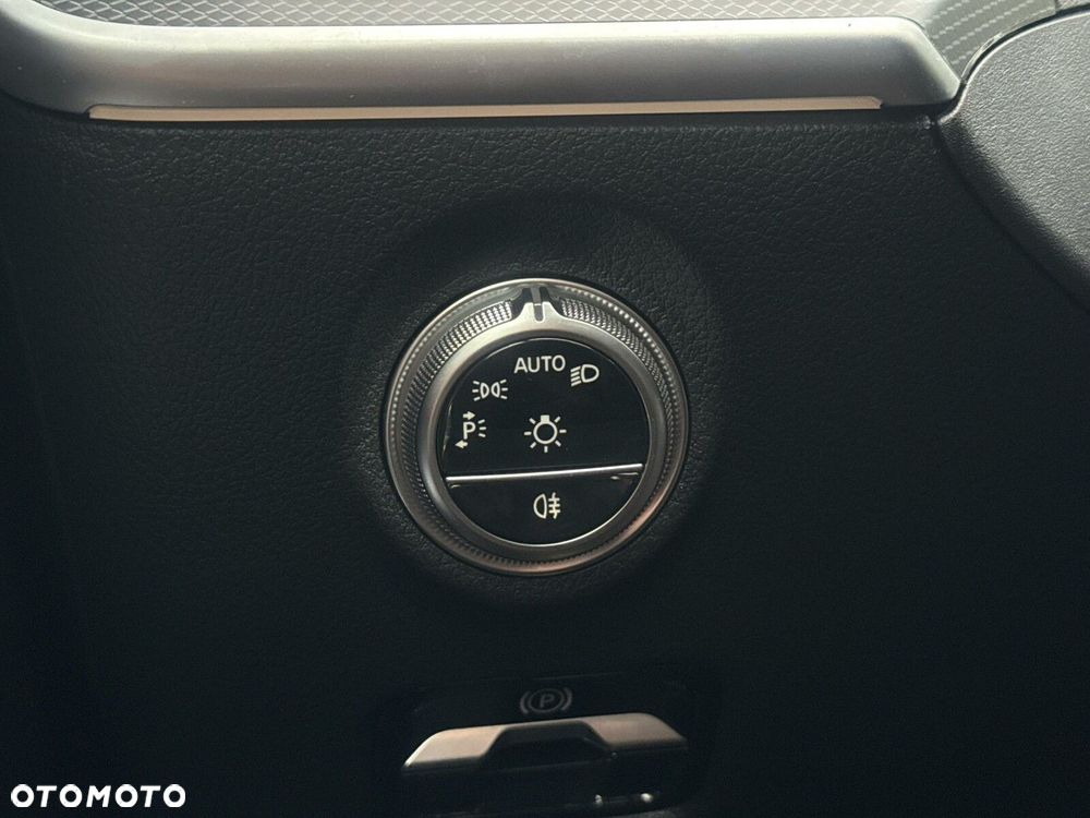 Mercedes-Benz Klasa C - 23