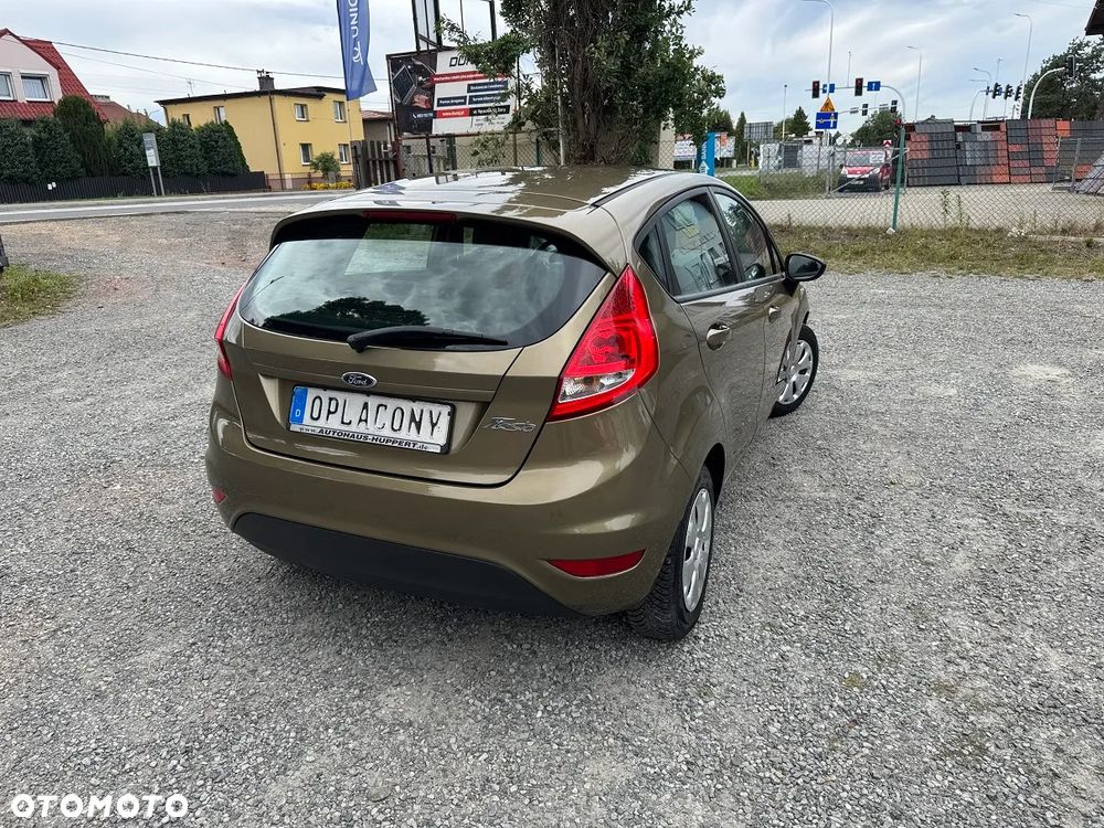Ford Fiesta - 10