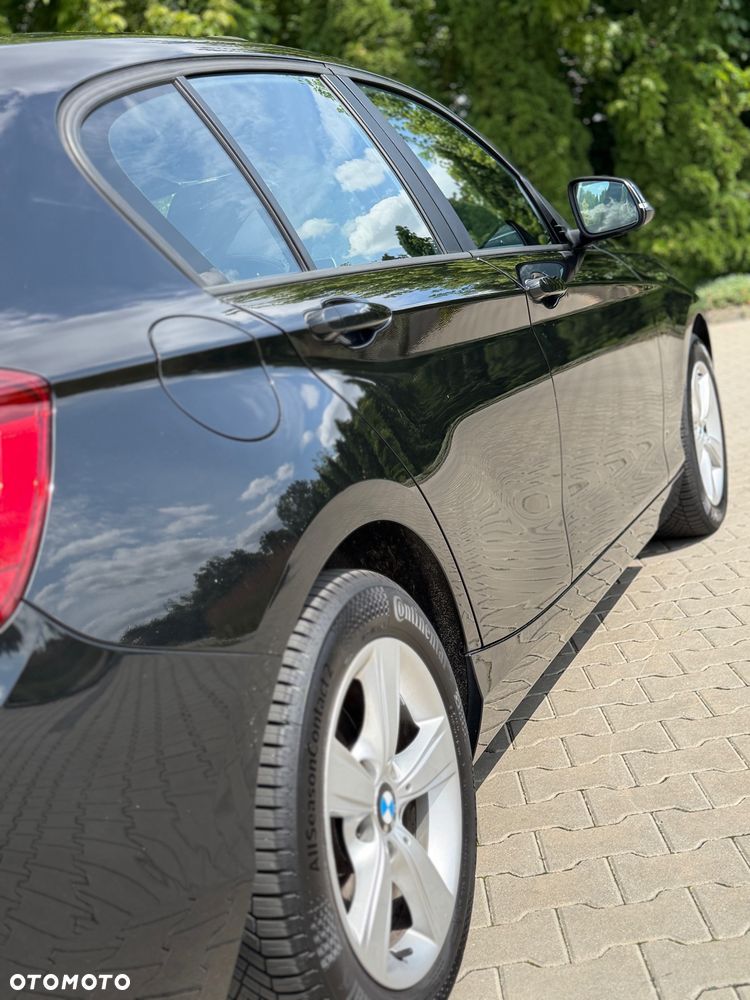 BMW Seria 1 120d Sport Line - 11
