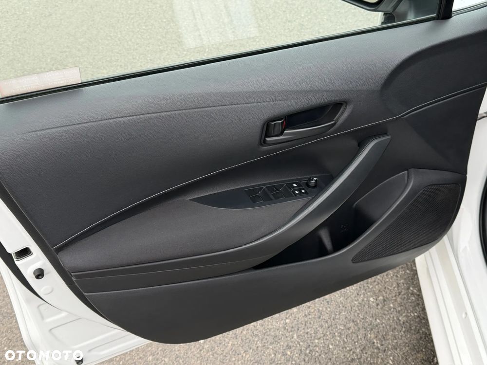 Toyota Corolla 1.8 Hybrid Active - 27